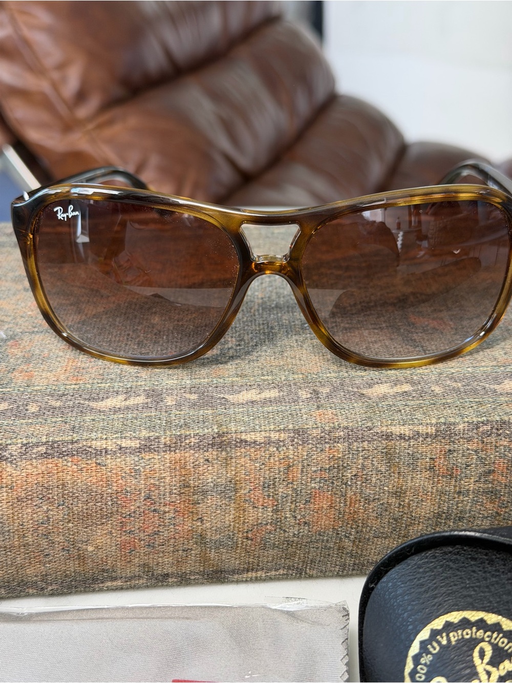 Ray-Ban Tortoise Frame Sunglasses with Brown Lenses - Picture 6 of 12